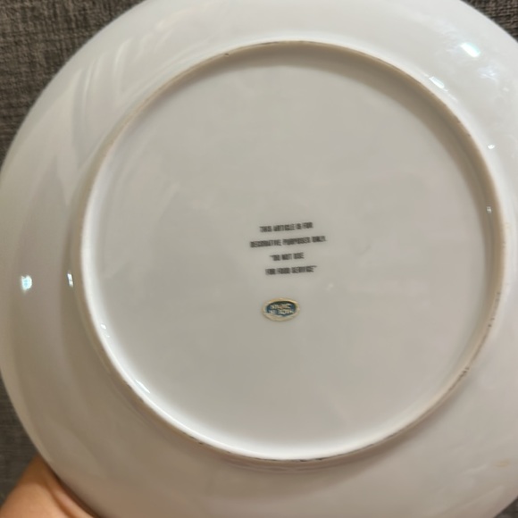 VTG Decorative plate Nagano Pagoda and Flowers 🌺 8" - Picture 4 of 5